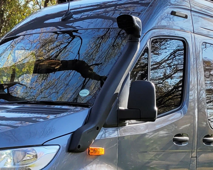 Bravo snorkel for Sprinter 2L AWD