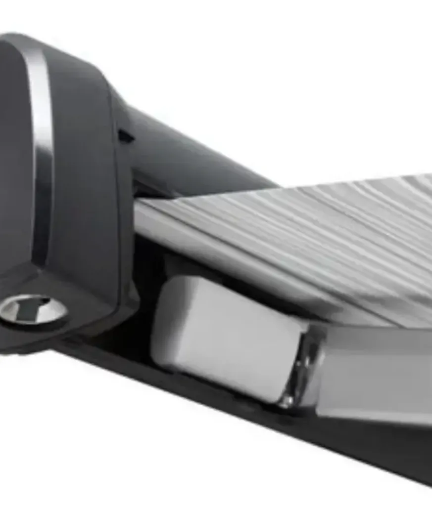 Max awning 3.25m electric in black with safety switch & remote for Cheetah 6, excl installation